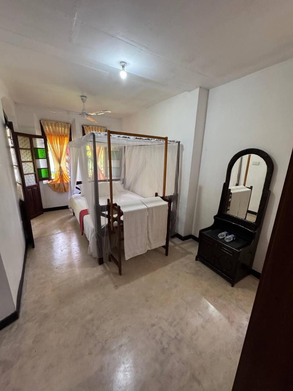 Grand Villa Hikkaduwa Exterior photo